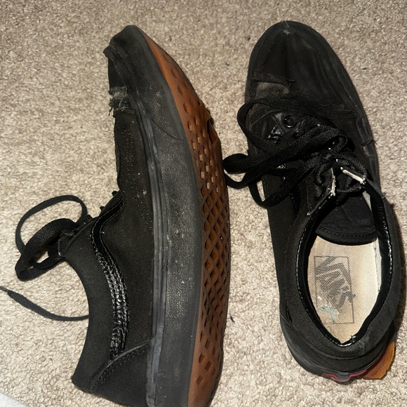 Vans Black Canvas Lace-Up Shoes - Picture 2 of 8